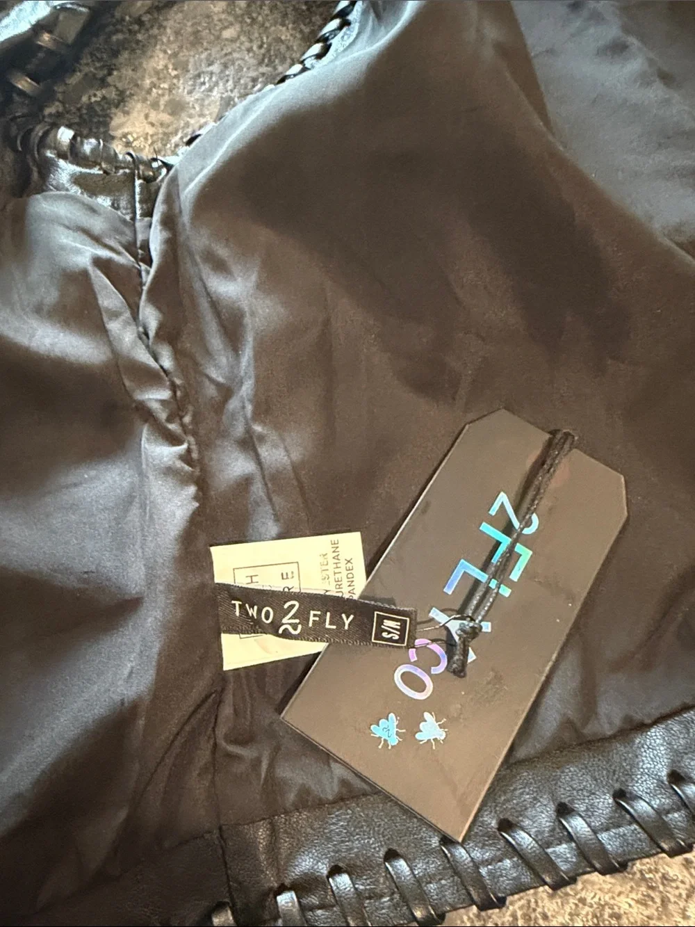 2 Fly Co. elegant beige